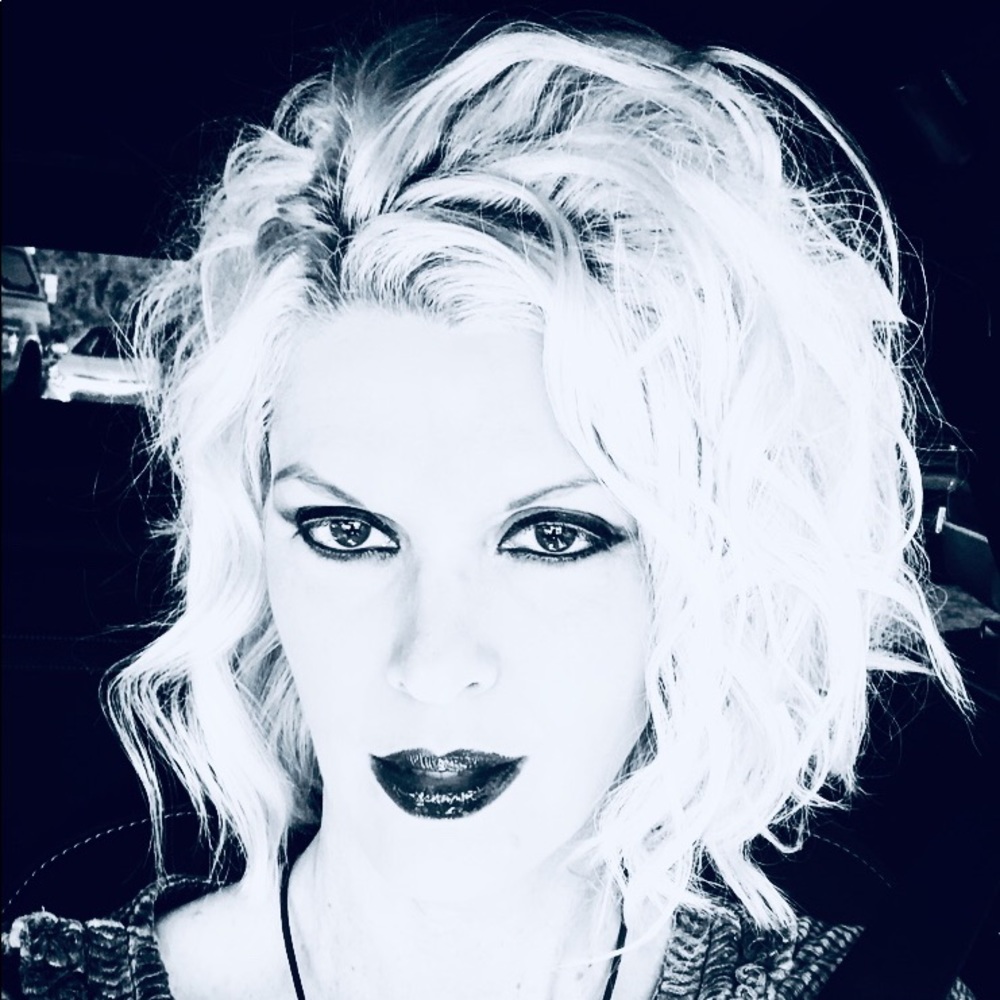 Meet your Posher, Kristina